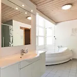 Rubinsoen Skovhuse * Хасле