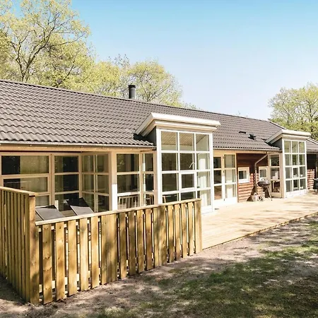 Rubinsoen Skovhuse * Hasle