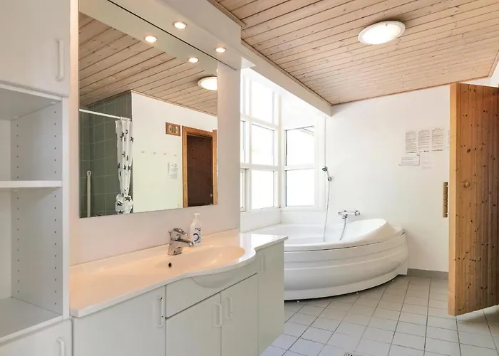 Rubinsoen Skovhuse * Hasle